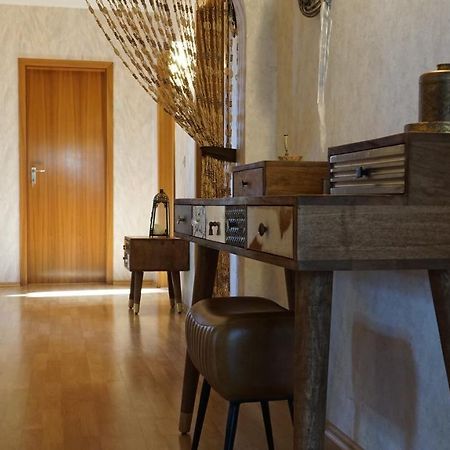 Grosszuegige Wohnung Mit Terrasse Und Gartenzugang - Das Komplette Erdgeschoss Bindlach Exterior foto
