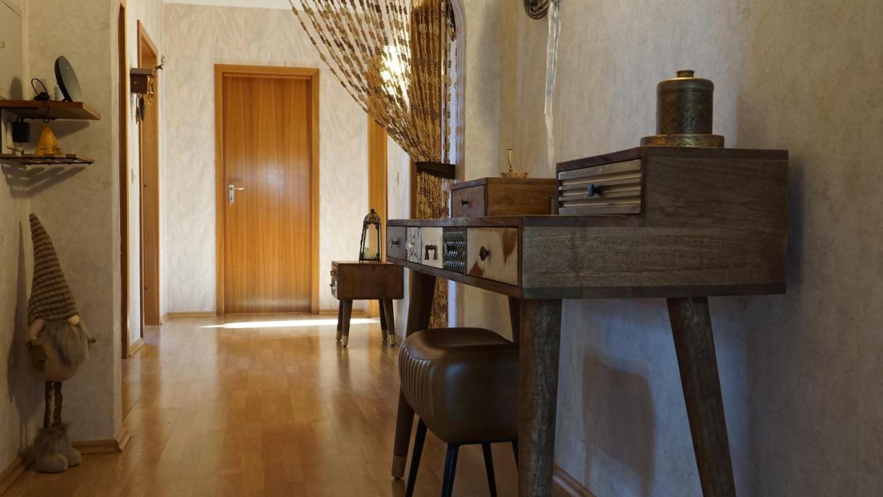 Grosszuegige Wohnung Mit Terrasse Und Gartenzugang - Das Komplette Erdgeschoss Bindlach Exterior foto